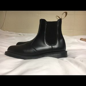 Dr. Martens New Chelsea Boots